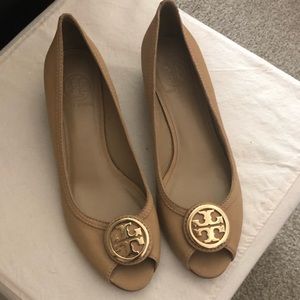 NEW Tory Burch Leticia Low Wedge SZ 9 Never Worn